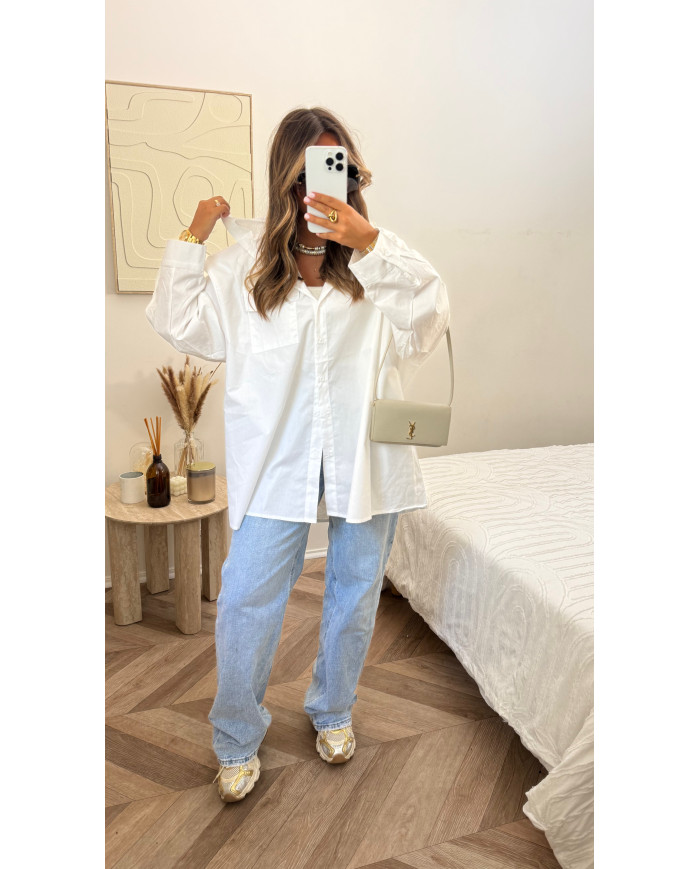Chemise oversize à capuche blanche