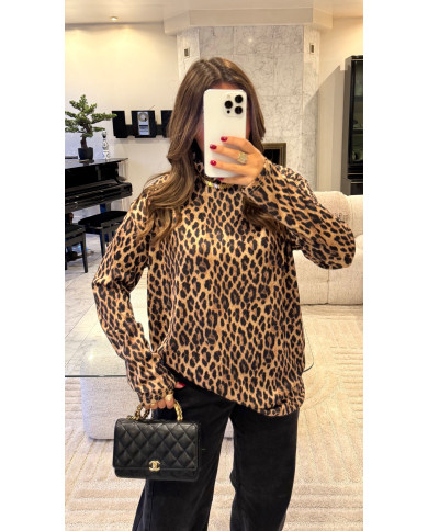 Col roulé oversize léopard