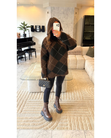 Pull oversize losange Brown & black ( précommande expédiée le 24 novembre )