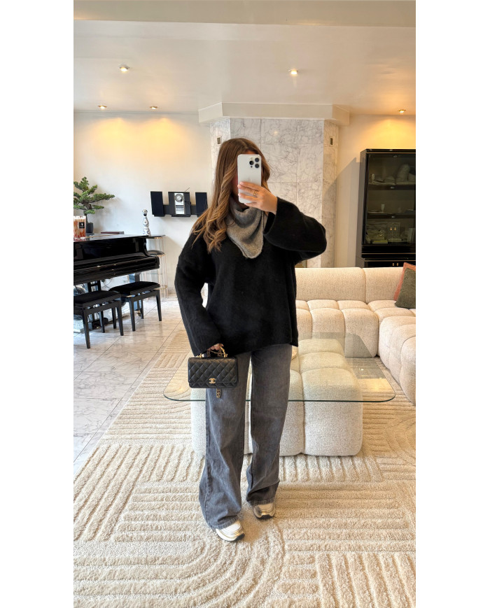 Triangle avec Laine Gris