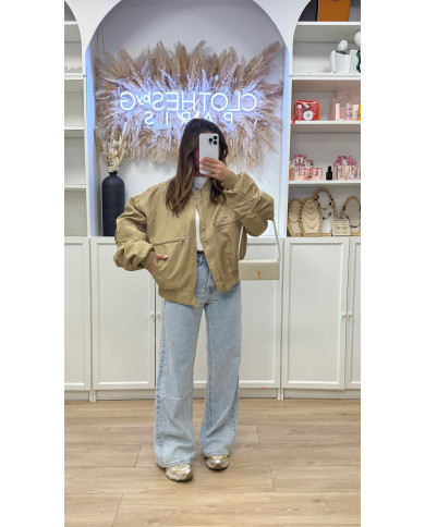 Bombers poches Frankie Taupe