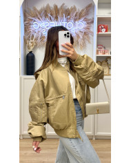 Bombers poches Frankie Taupe