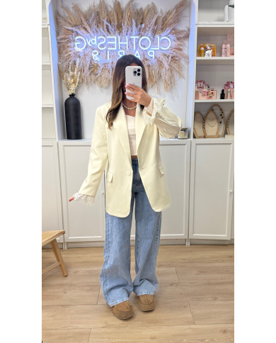 Blazer Écru avec manches dentelle