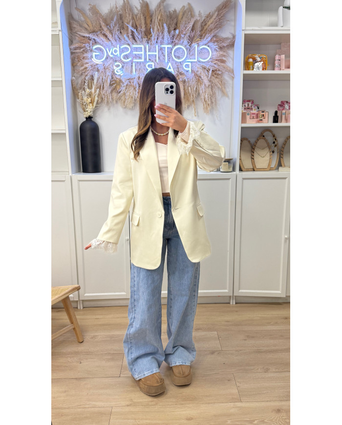 Blazer Écru avec manches dentelle