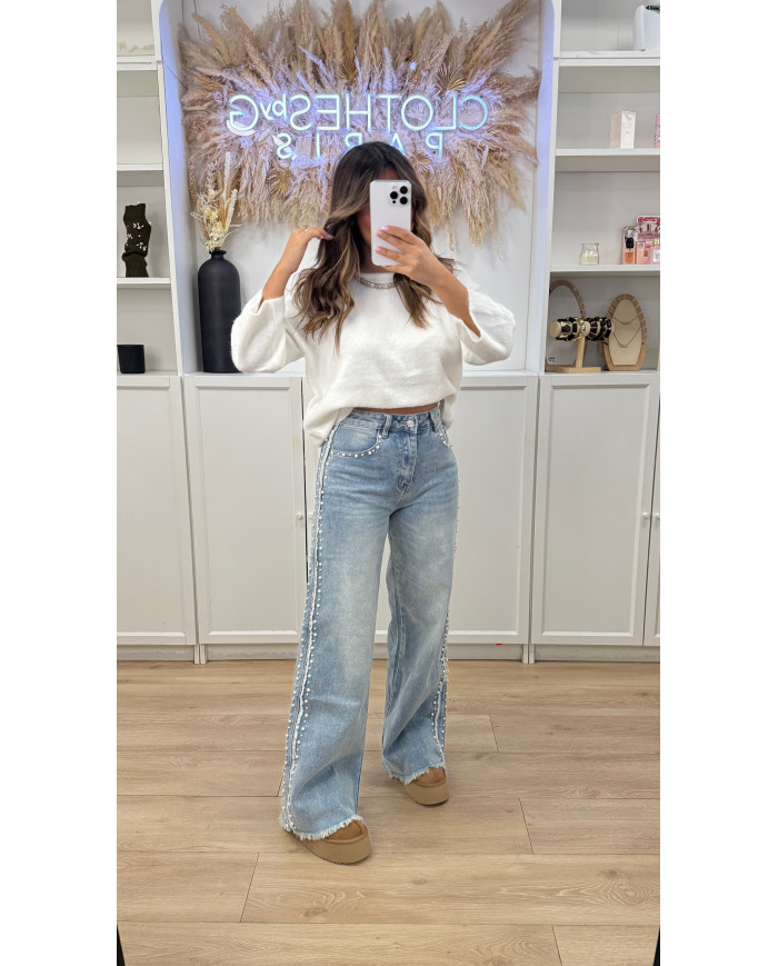 Jean évasé bleu détails perles