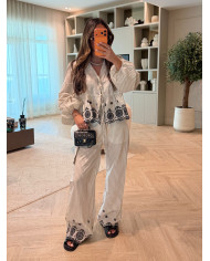 Ensemble chemise bleu  broderie blanche