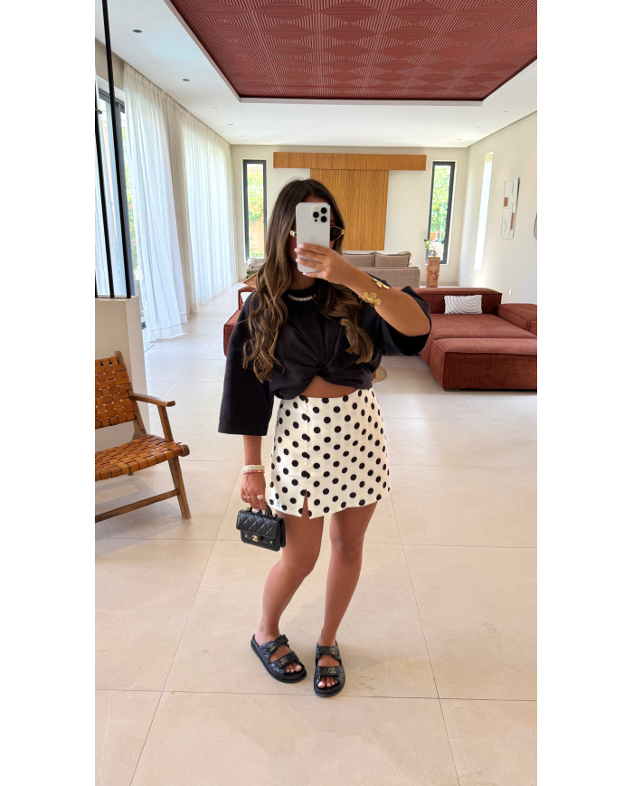 Jupe short à pois blanche