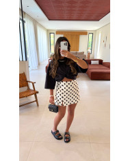 Jupe short à pois blanche