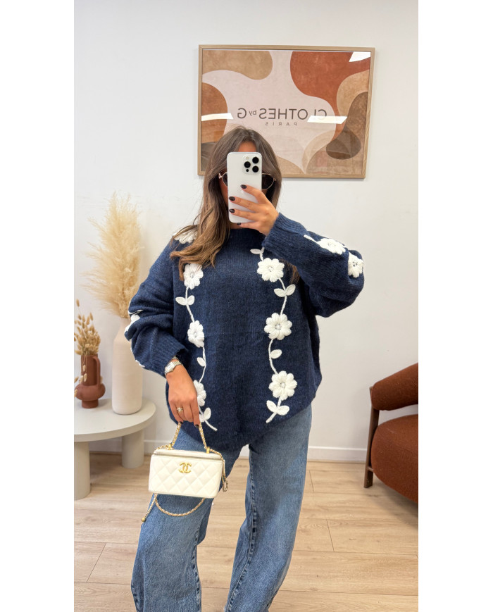 Pull oversize Bleu & fleurs reliefs