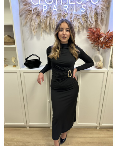 Robe moulante noir détails bijoux doré Robe moulante noir détails bijoux doré